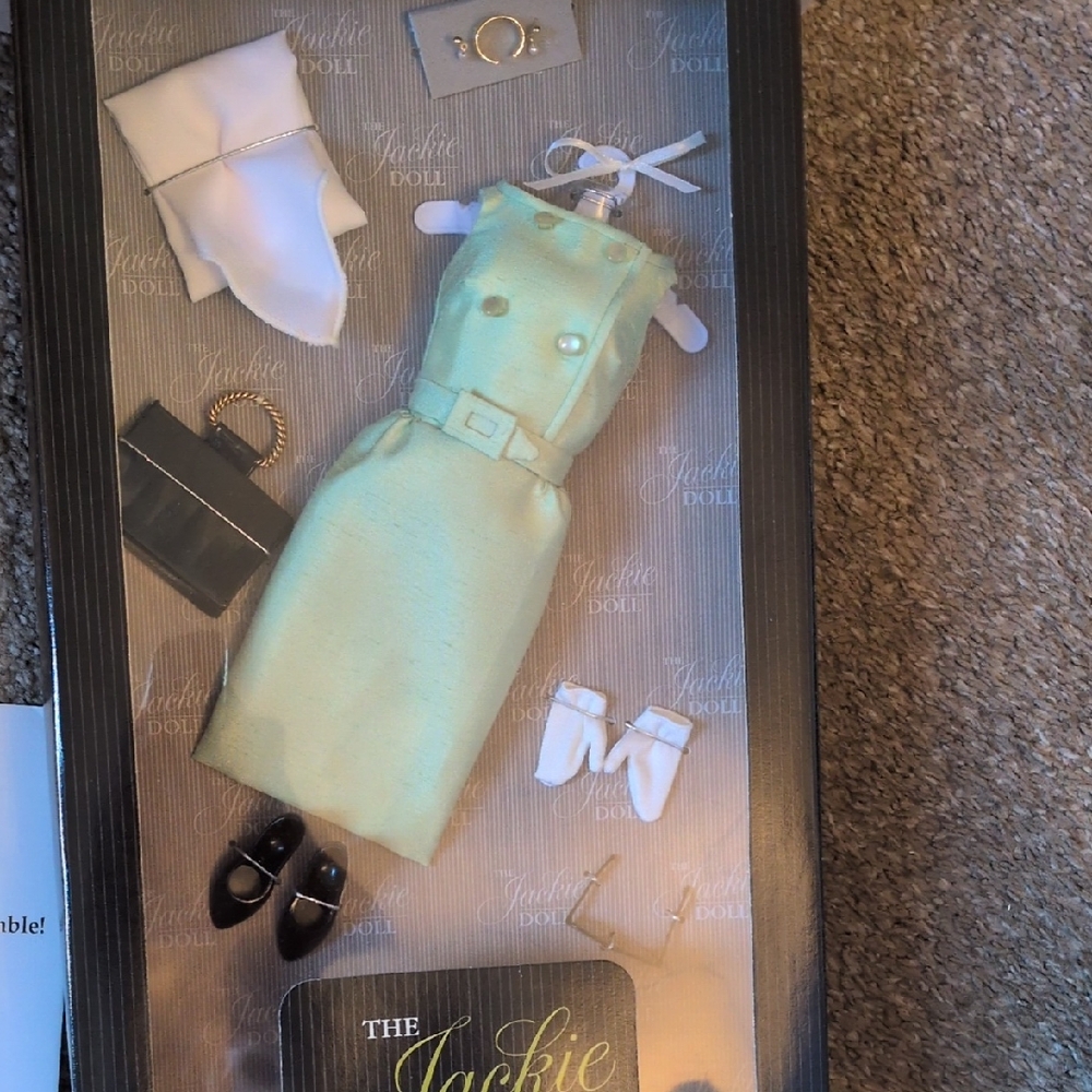 Elegant Mint Green Jackie Kennedy Dress Set